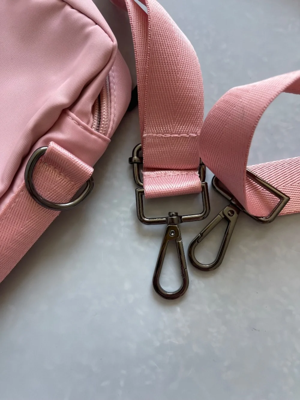 PORJOUR Pink Crossbody Bag Adjustable Strap Lightweight Travel Shoulder Purse